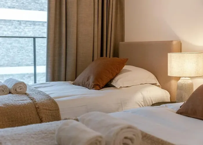 דירה Huswell - Beautiful Overlooking The Marina *