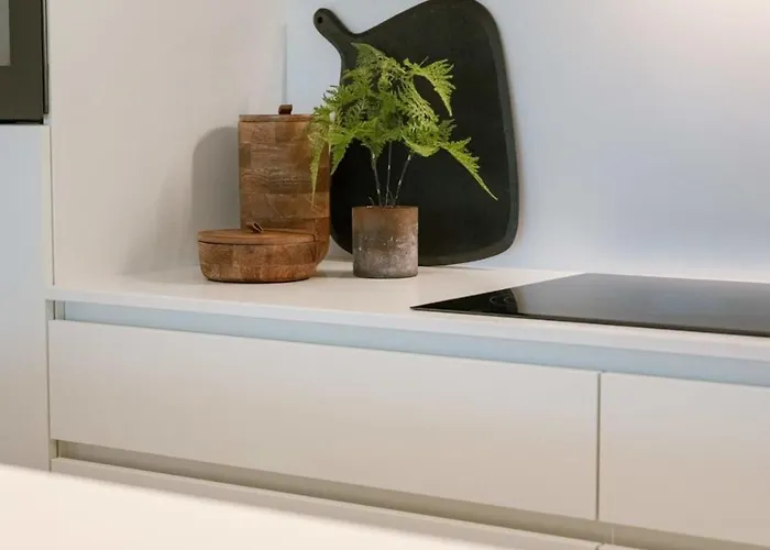 Huswell - Beautiful Overlooking The Marina Διαμέρισμα Οστένδη